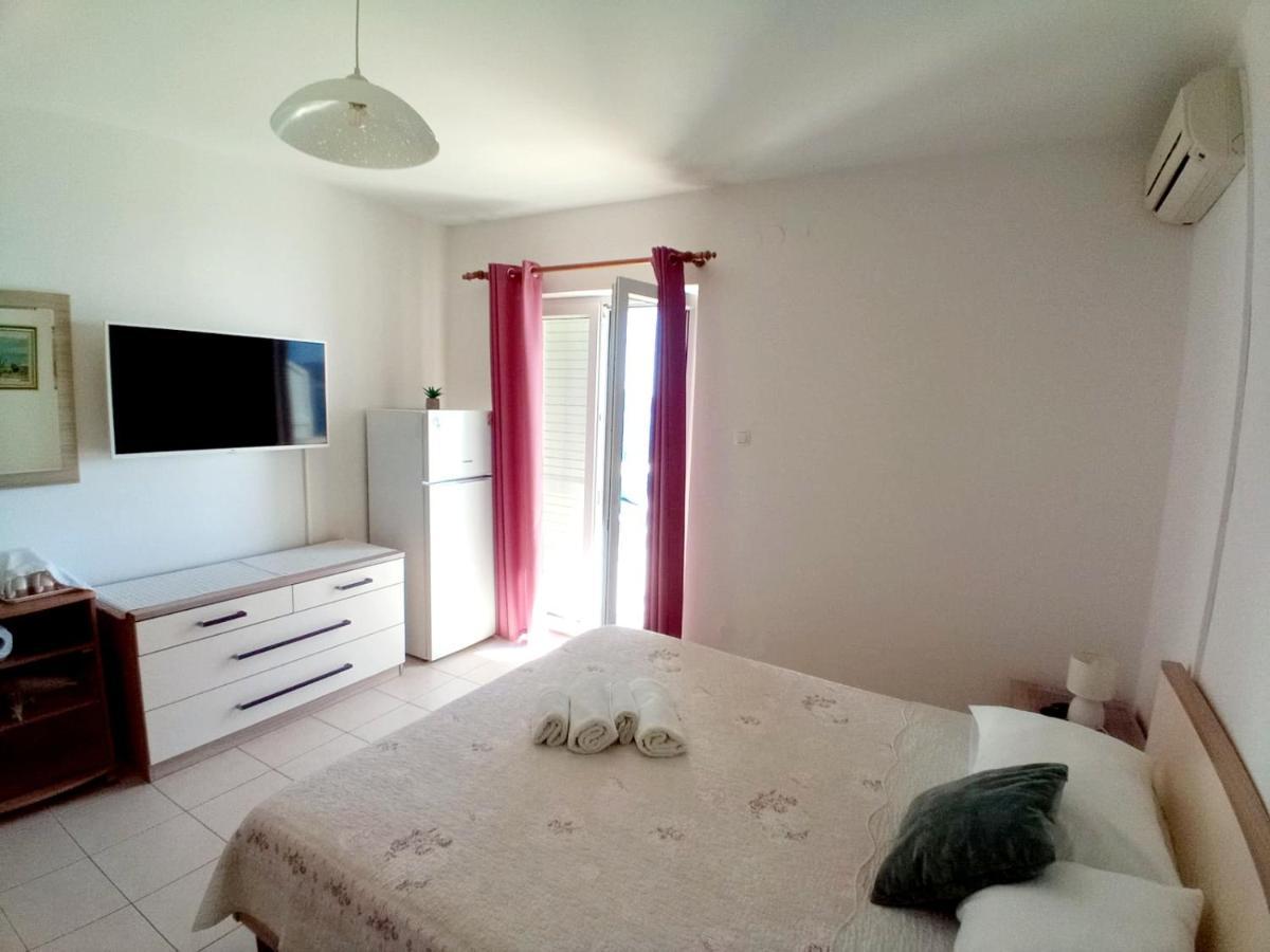 Apartment Luna Tribunj Tribalj Extérieur photo